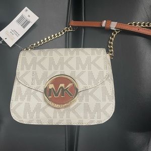 Michael Kors women’s purse